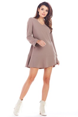 Dieninė suknelė model 139570 awama Dieninė suknelė model 139570 awama