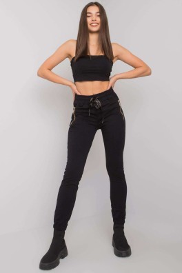 Sportinės kelnės model 159862 Relevance Sportinės kelnės model 159862 Relevance