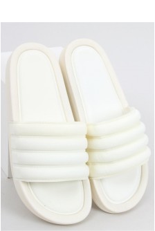 Šlepetės model 163586 Inello