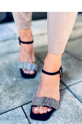 Sandalai su kulnu model 166397 Inello