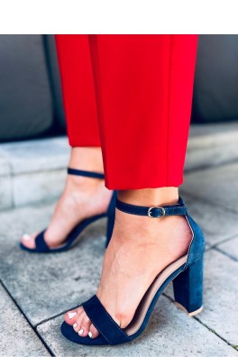 Sandalai su kulnu model 166531 Inello