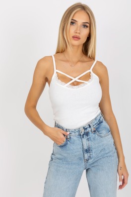 Viršuje model 167105 Och Bella