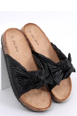 Šlepetės model 167270 Inello