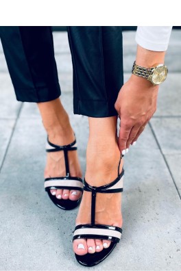 Sandalai su kulnu model 167470 Inello