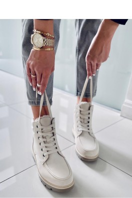 Traperio batai model 171644 Inello