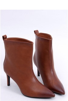 Batai su kulnu model 174257 Inello