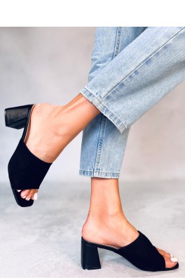 Šlepetės model 177298 Inello