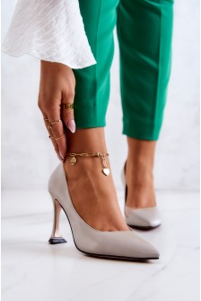 Aukštakulniai model 177479 Step in style