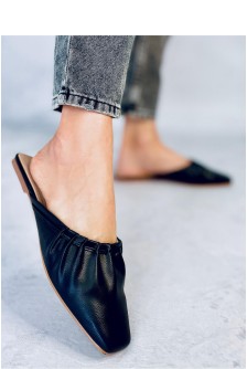 Šlepetės model 178842 Inello