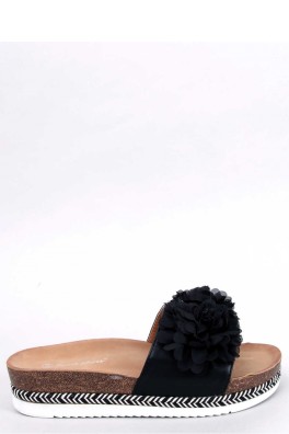 Šlepetės model 180579 Inello