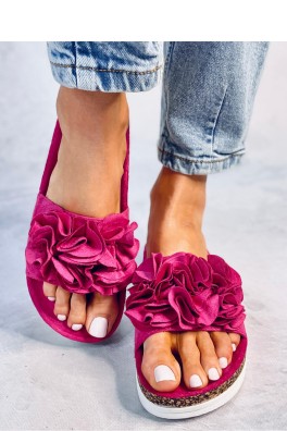 Šlepetės model 180701 Inello