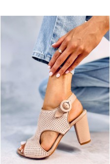 Sandalai su kulnu model 180708 Inello