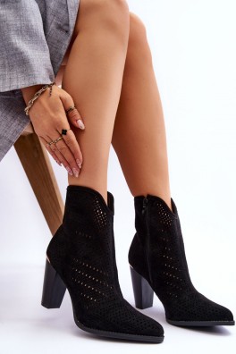 Batai su kulnu model 184020 Step in style