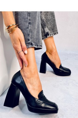 Mockasinai model 184257 Inello