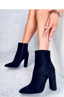 Batai su kulnu model 184538 Inello