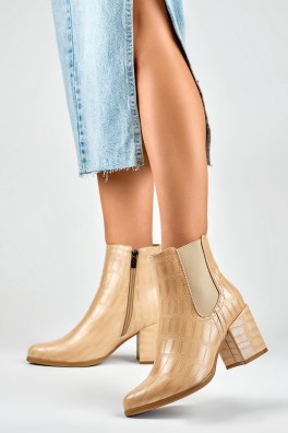 Batai su kulnu model 184616 PRIMO