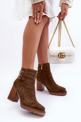 Batai su kulnu model 185330 Step in style