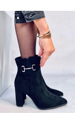 Batai su kulnu model 186283 Inello