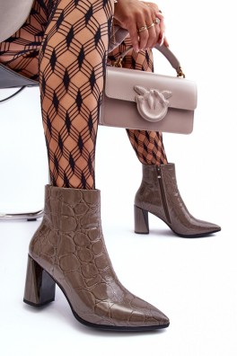 Batai su kulnu model 186674 Step in style