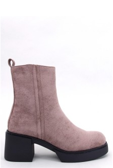 Batai su kulnu model 187368 Inello