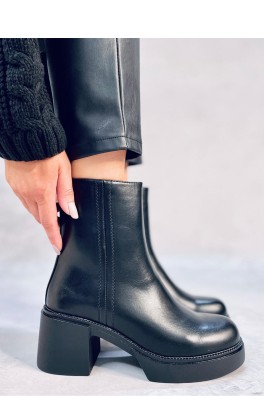 Batai su kulnu model 187370 Inello