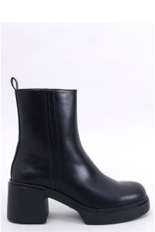 Batai su kulnu model 187370 Inello