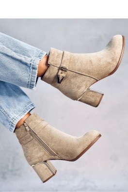 Batai su kulnu model 187393 Inello