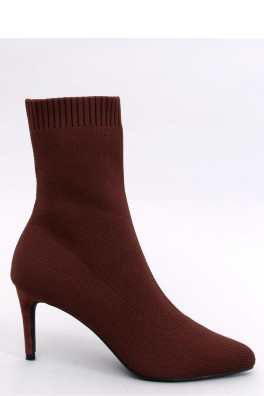 Batai su kulnu model 187403 Inello