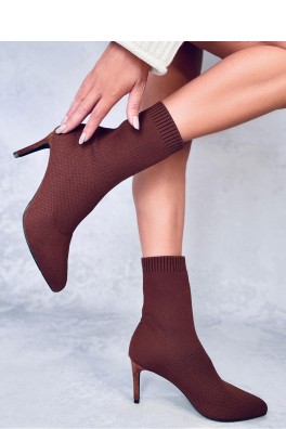 Batai su kulnu model 187403 Inello