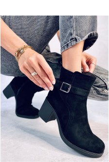 Batai su kulnu model 187425 Inello