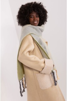 Šalikas model 190558 AT