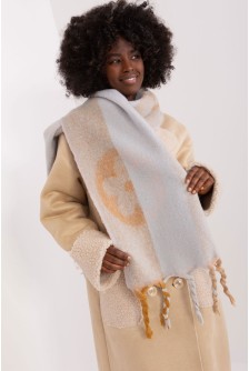 Šalikas model 190559 AT