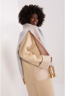 Šalikas model 190559 AT