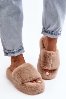 Šlepetės model 190672 Step in style