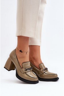 Batai blokiniu kulnu model 193347 Step in style