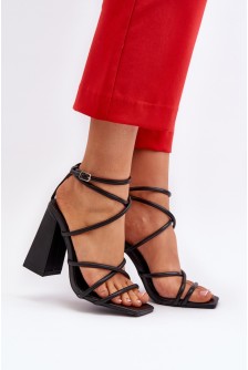 Sandalai su kulnu model 193936 Step in style