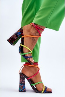 Sandalai su kulnu model 193942 Step in style