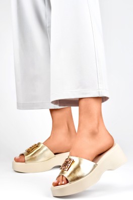 Šlepetės model 194871 PRIMO