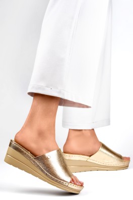 Šlepetės model 194896 PRIMO