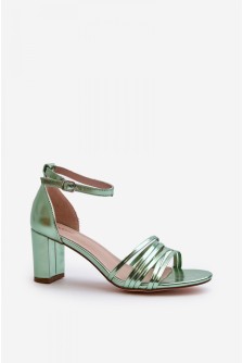 Sandalai su kulnu model 194991 Step in style