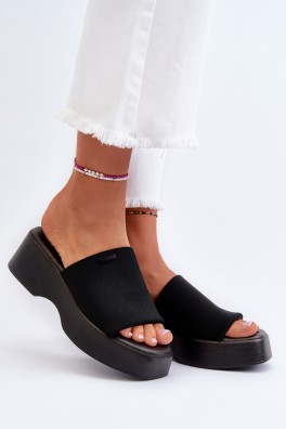 Šlepetės model 195293 Step in style