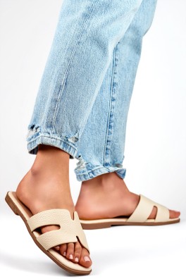 Šlepetės model 195819 PRIMO