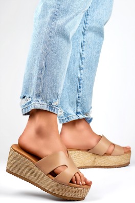 Šlepetės model 195837 PRIMO