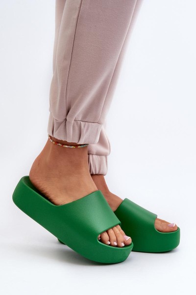 Šlepetės model 196678 Step in style