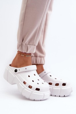 Šlepetės model 196682 Step in style