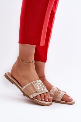 Šlepetės model 196943 Step in style