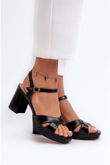 Sandalai su kulnu model 196979 Step in style