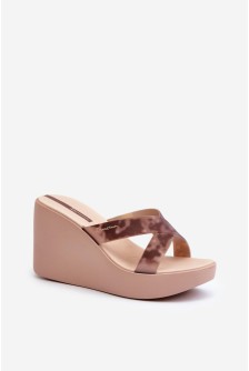 Šlepetės model 197719 Step in style