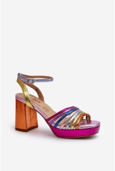 Sandalai su kulnu model 198139 Step in style