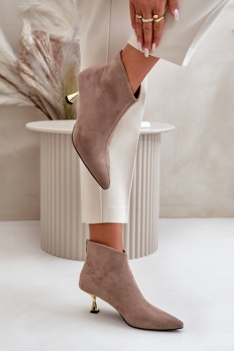 Batai su kulnu model 199853 Step in style